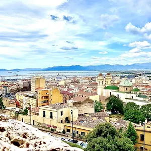 https://la-casetta-in-castello.in-sardinia.net
