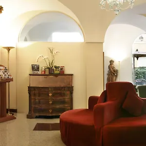Santa Chiara 3*, Rom Italien