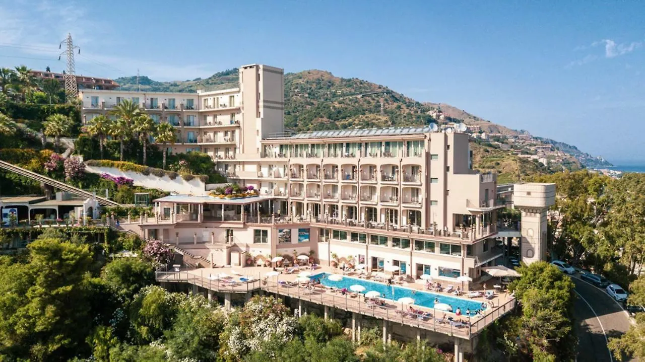 Hotel Antares Letojanni